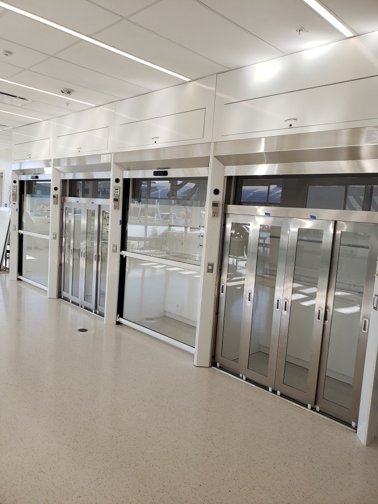 ICI Isolator Fume Hoods