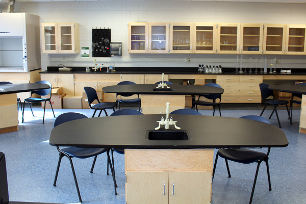 Riverhead High School & Middle School